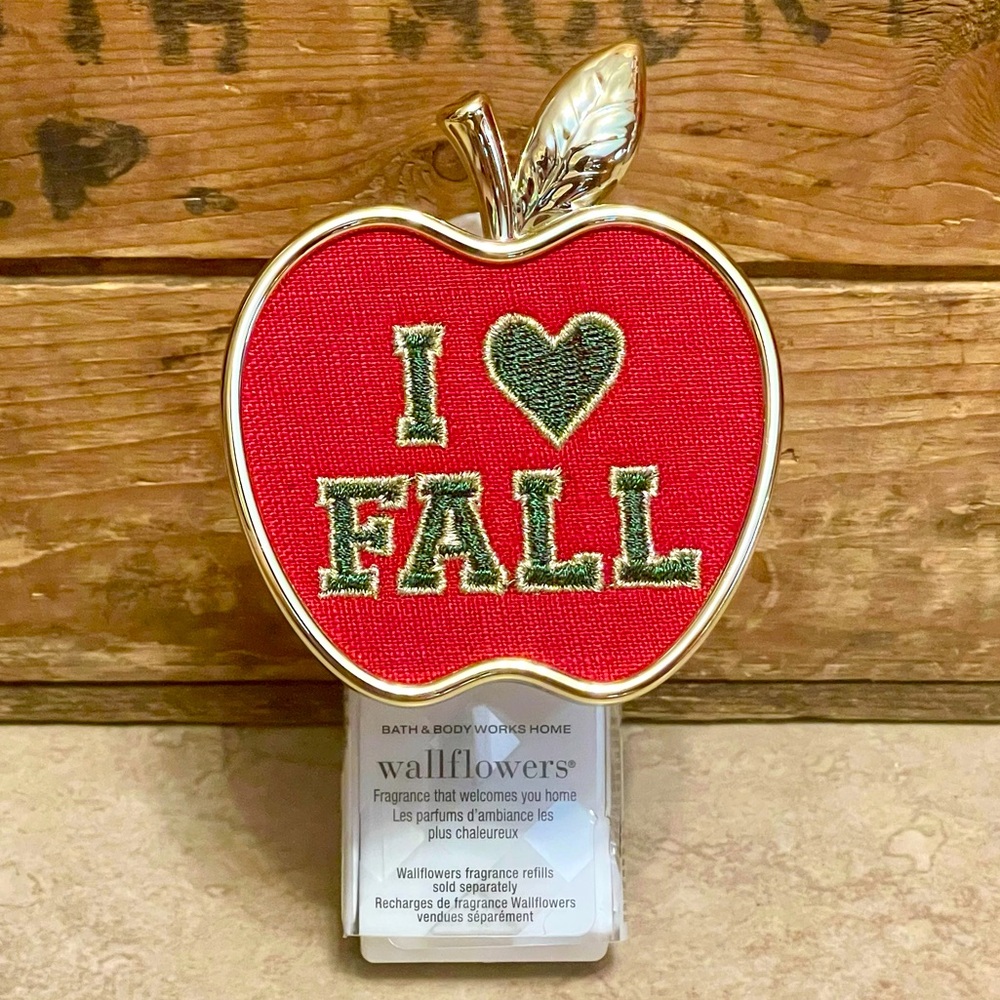 BBW I Love Fall Apple Wallflower